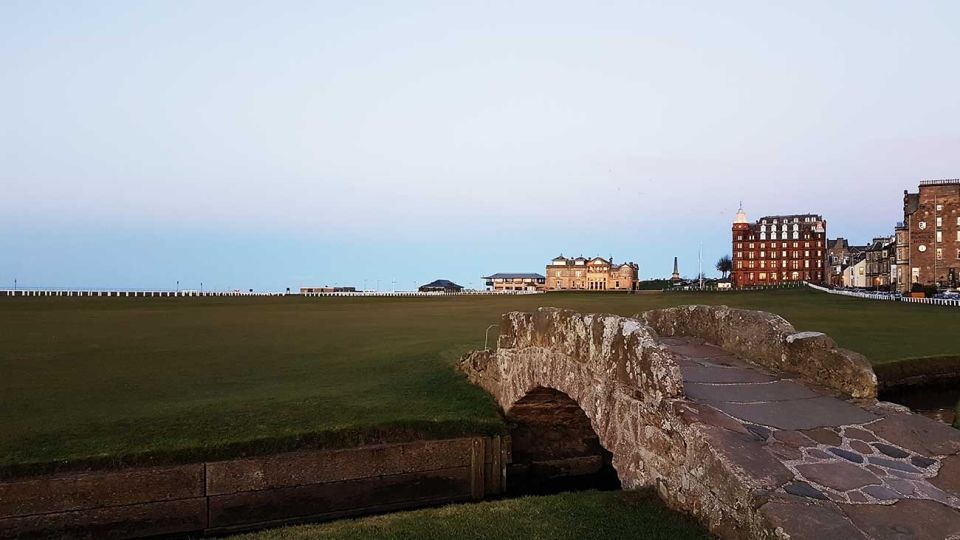 St Andrews: Guided Walking Tour, 12pm, 2pm Daily - Tour Highlights