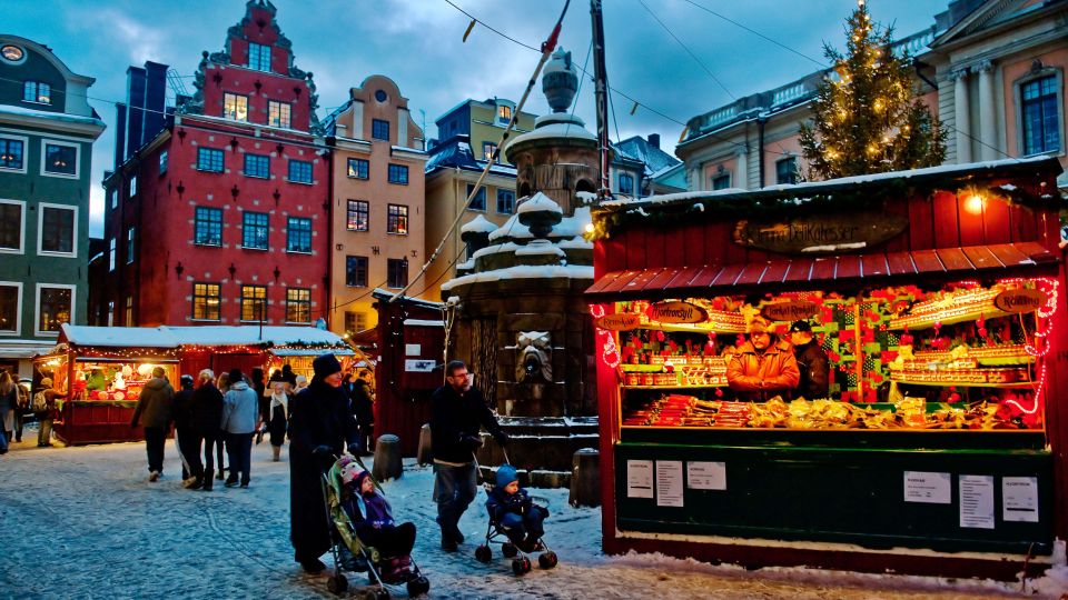 Stockholm: Christmas Lights and Market Walking Tour - Participant Reviews and Experiences