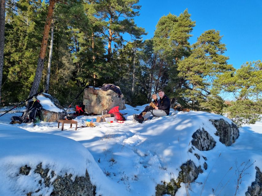 Stockholm: Family Friendly Private Ice Skating Tour & Lunch - Location and Logistics