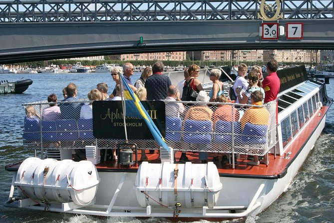 Stockholm Hop-On Hop-Off Sightseeing Cruise - Directions