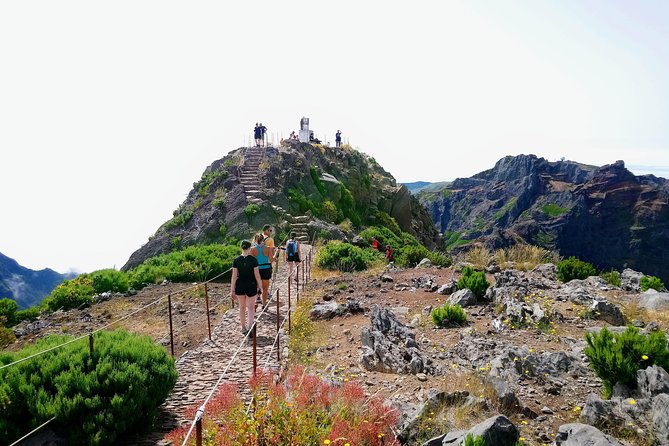 Sunrise Guided Hike PR1 Pico Do Areeiro Pico Ruivo Small Group - Traveler Reviews and Testimonials