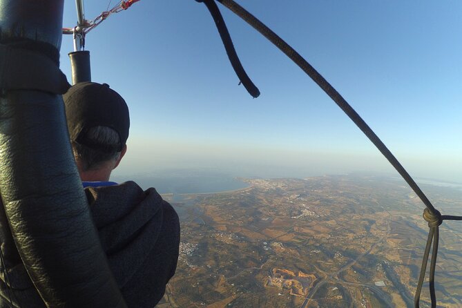 Sunrise Hot Air Balloon Flight in Algarve - Common questions