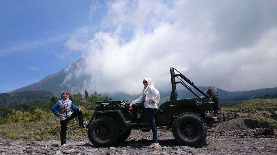 Sunrise Setumbu Hill, Borobudur & Merapi Jeep Lava Tour - Pricing & Booking