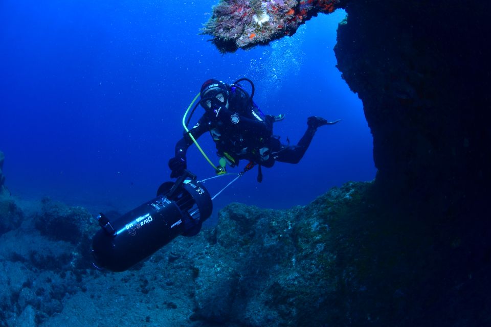 Tenerife: Diving W/ Underwater Scooter (Dpv) - Dive Equipment: Underwater Scooter (DPV)