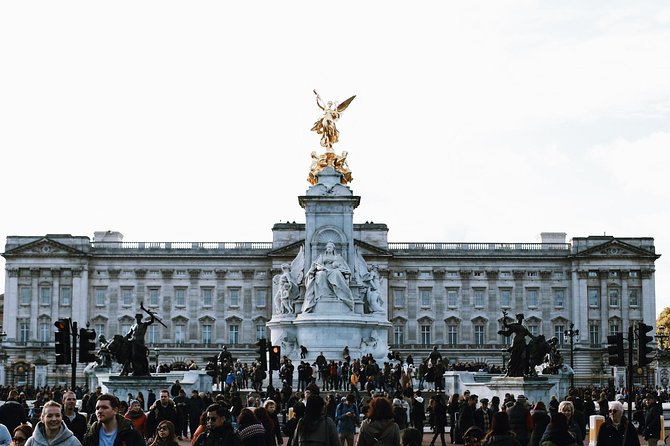 The Changing of the Guard Guided Walking Tour - Semi-Private 8ppl Max - Directions