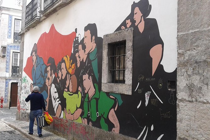 The Real Lisbon Street Art Small-Group Guided Tour by Minivan - Directions