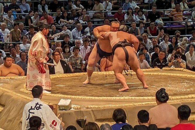 Tokyo Grand Sumo Tournament  With a Sumo Expert Guide - How to Book Your Sumo Experience