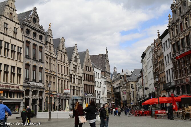 Touristic Highlights of Antwerp on a Private Tour With a Local - Diamond District