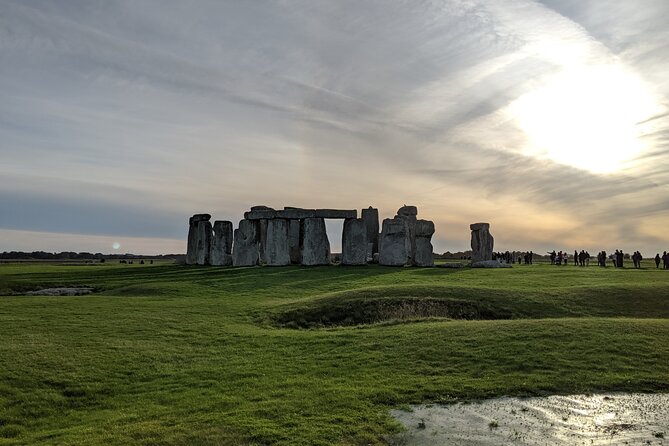 Transfer From Southampton to London With Stop at Stonehenge Tickets Included - Additional Tips and Recommendations