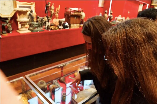Treasure Hunt to the Auction Rooms in Drouot - Auction Room Etiquette and Tips