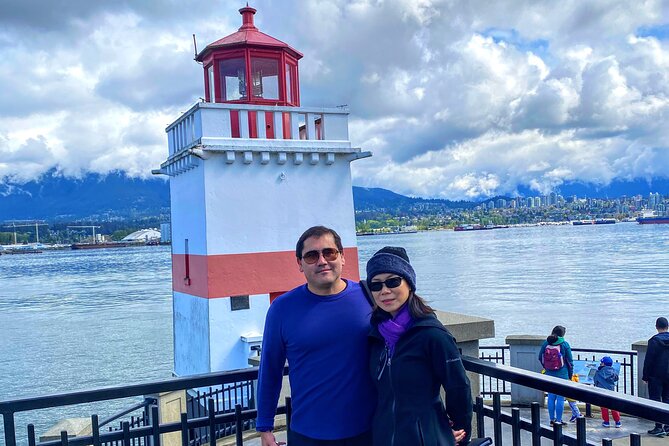 Vancouver Day Tour Visit The Most Unique Places! Private - Comfortable Travel and Refreshments Included