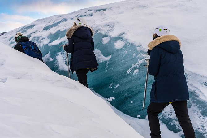 Vatnajokull Small Group Glacier Hike From Skaftafell - Common questions