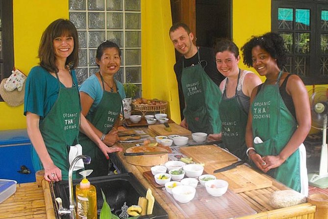 Vegetarian Organic Thai Cooking Class and Market Tour in Phuket - Reviews and Support