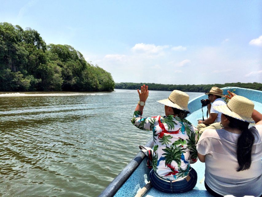 Veracruz: 5-Attraction Tour With Aquarium and Boat Tour - Meeting Point Information