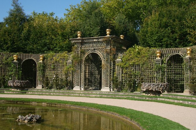 Versailles Palace Guided Tour With Garden Access From Paris - Return to Paris