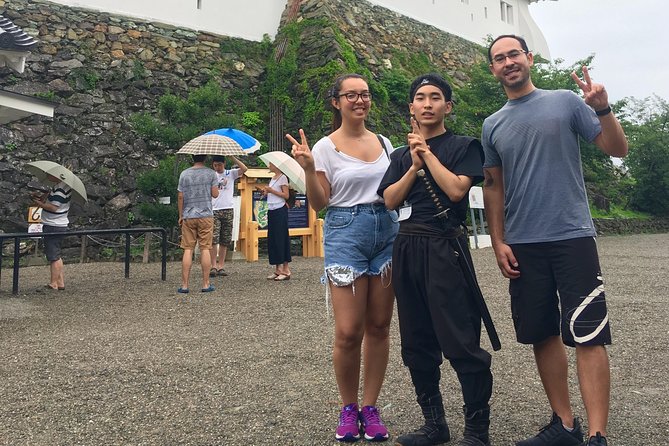 Wakayama Castle Town Walking Tour - Shopping for Souvenirs