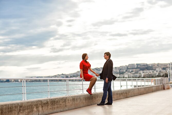 Walking Tour of Cannes for Couples - Relaxing Time at the Beach