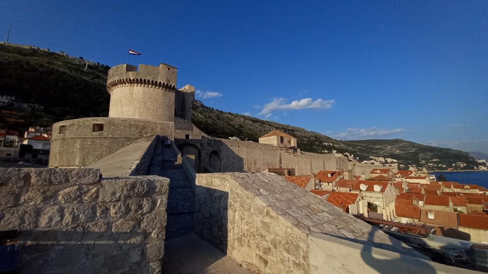 Walls of Dubrovnik - Guided Walking Tour & Free Exploration - Attire and Physical Requirements