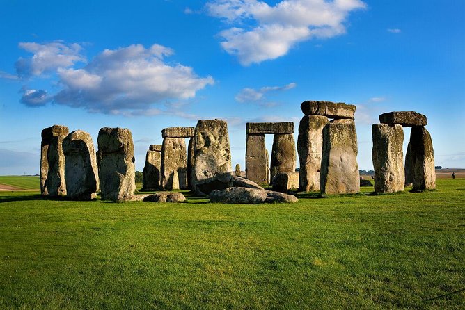 Windsor, Stonehenge and Bath Trip From London - Departure Information