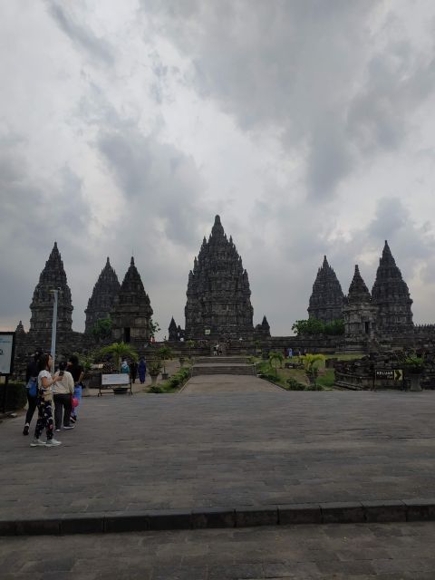 Yogyakarta Heritage Tour & Prambanan Temple - Borobudur Temple Ticketing and Tips