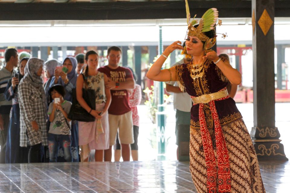 Yogyakarta: Palace, Water Castle & UNESCO Temple Guided Tour - Booking Information & Customer Reviews