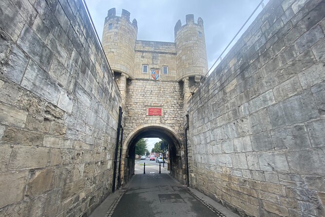 York City Medieval Walls Private Walking Tour - Explore