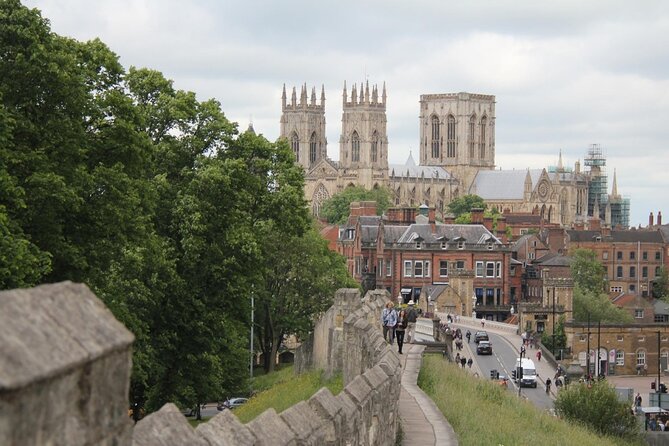York Walls Private Walking Tour - Enhancing Your York Experience