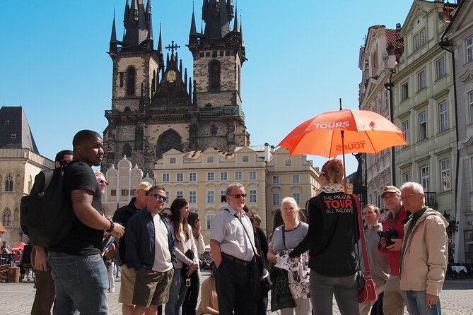 6 Hours Prague Tour All Inclusive: Pick Up, Lunch & Boat Trip - Key Points