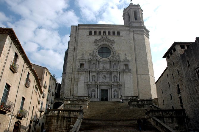 6 Hours Private Tour of Girona: GAME of THRONES From Barcelona With Pick up - Tour Details