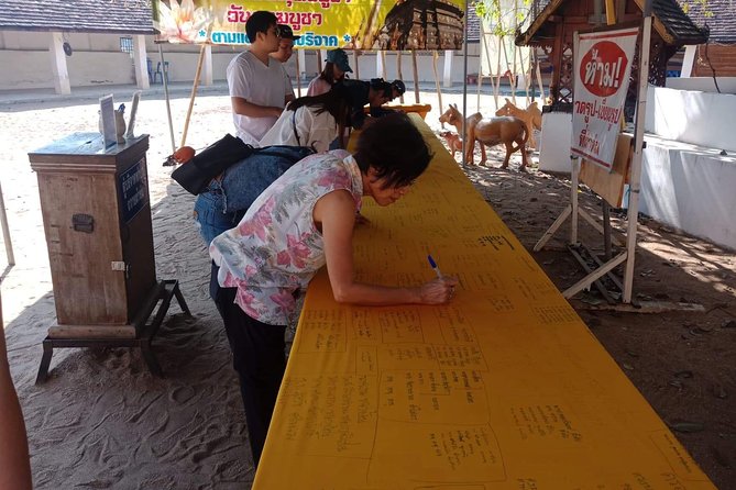 1 Day Private Tour to Unseen Temple in Lampang - Common questions