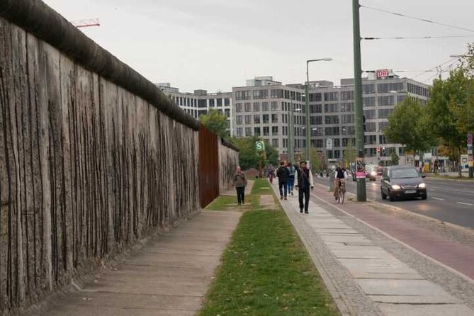 2.5-Hour Berlin Wall and Memorial Sites Walking Tour - Additional Information