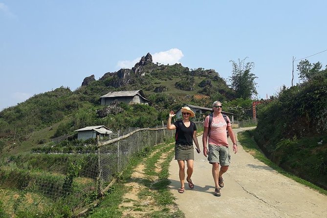 2 Days AMAZING Trekking Sapa From Hanoi With Various Options - Local Guides and Experience Highlights