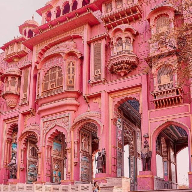 2 Days Pink City Jaipur Sightseeing Tour by Tuk Tuk - Travel Logistics