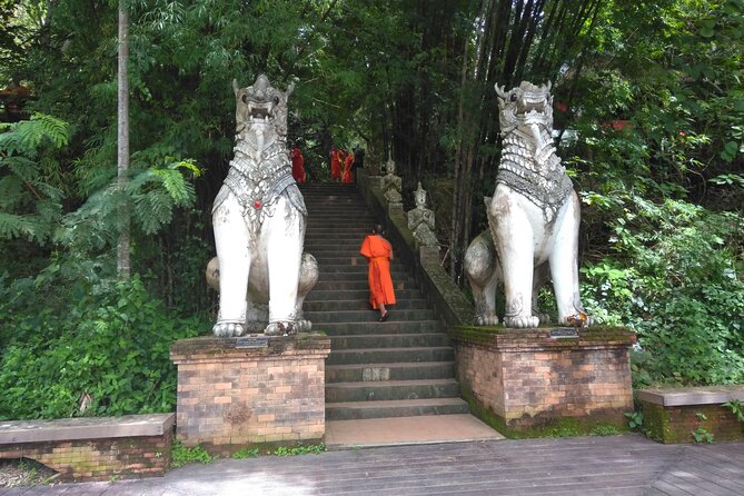 3-Hour Hike Round Trip Monk Trail to Wat Doi Suthep From Chiang Mai - Last Words