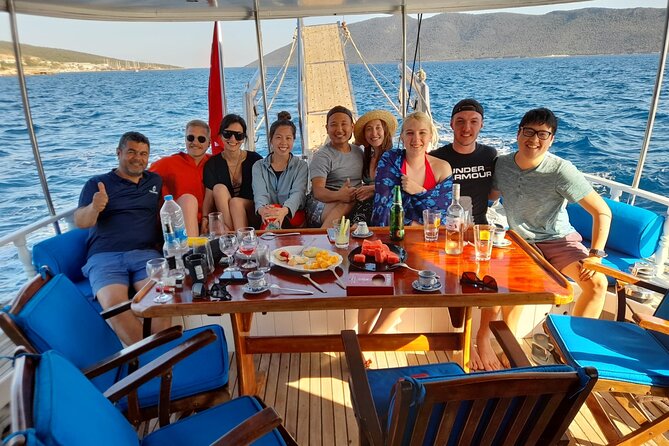 3-Hour Private Sunset Boat Tour With Dinner in Bodrum - Customer Reviews