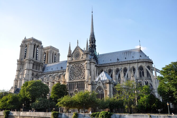 3-Hour Private Tour of Paris - Group Size and Pricing