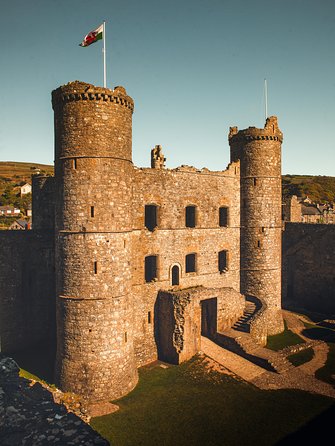 5-Day Discover Wales Small-Group Tour From London - Transportation