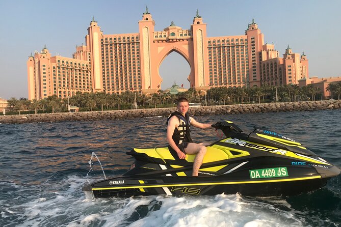 90 Minutes Dubai Palm Jumeirah Jetski Tour - Safety Measures