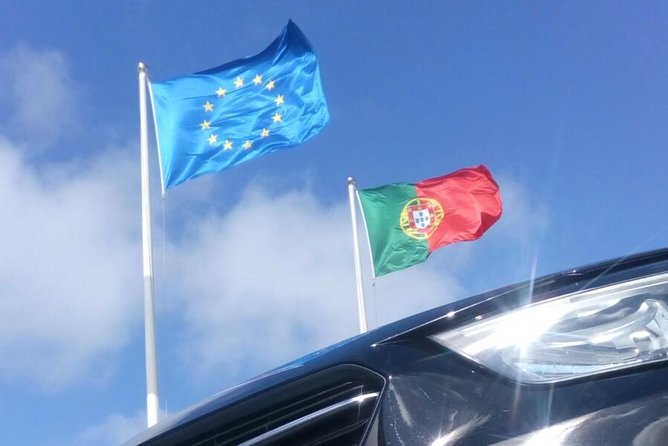 Airport Private Transfer to Lisbon - Hostess Assistance and Communication