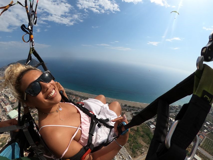 Alanya: Tandem Paragliding Over a Castle and the Sea - Recommendations for Motion Sickness