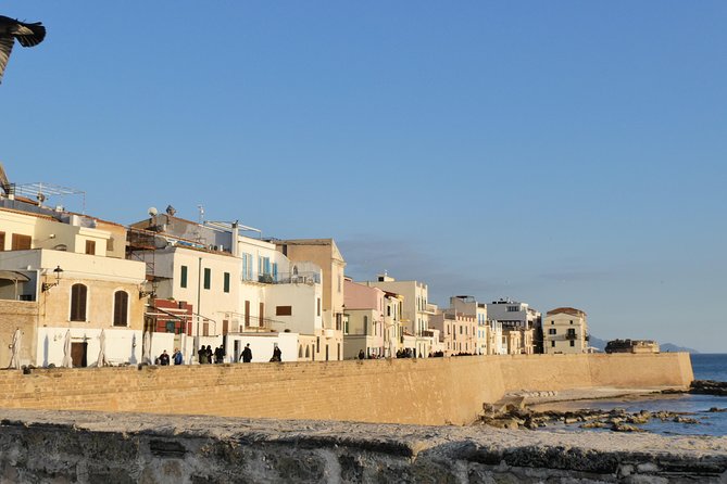 Alghero: Walking Tour With Bilingual Local Guide - Cancellation Policy and Weather Considerations