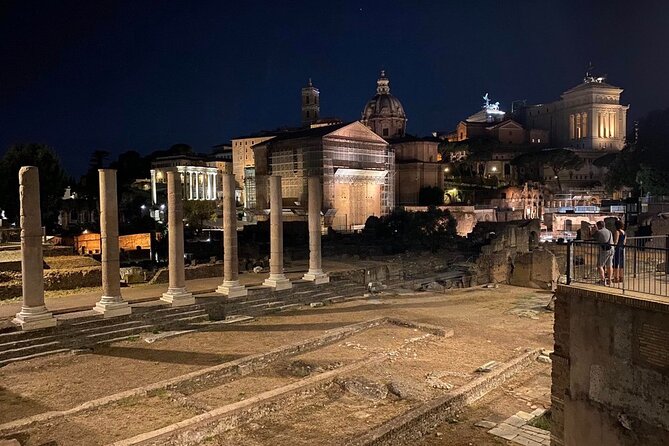 Ancient Rome at Dusk: Colosseum & Roman Forum Walking Tour - Mobile Ticket and Language Options