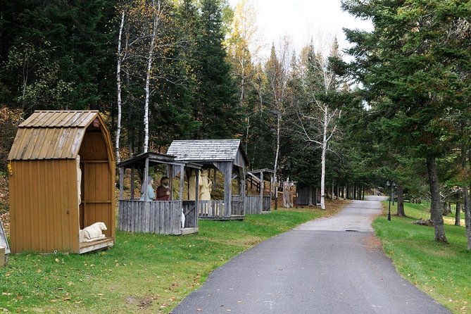 BACK COUNTRY OF THE FJORD AND THE NATIONAL PARK - Saguenay Guided Tours - Contact Information