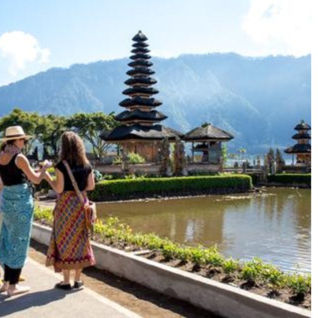 Bali : Full Day Ulundanu - Tanah Lot Tour - Tanah Lot Sunset Spectacle
