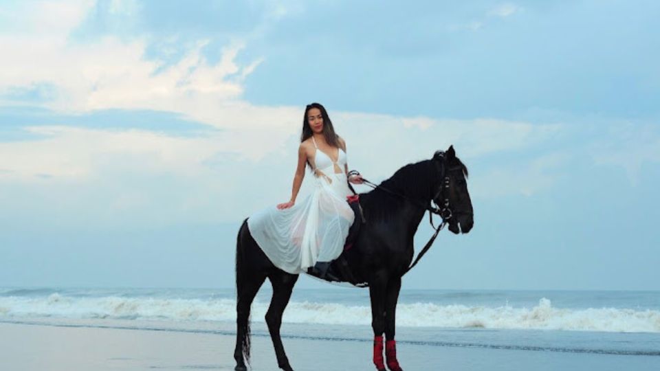 Bali: Near Sanur Beach Horse Riding Experience - Meeting Point Instructions