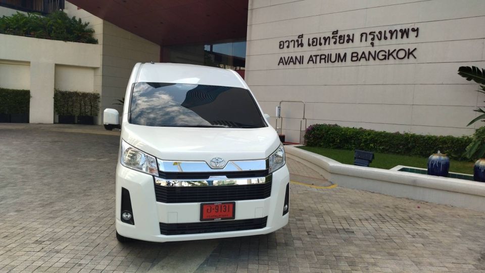 Bangkok: Luxury Private Transfers To/From Don Mueang Airport - Safety Measures and Professional Staff