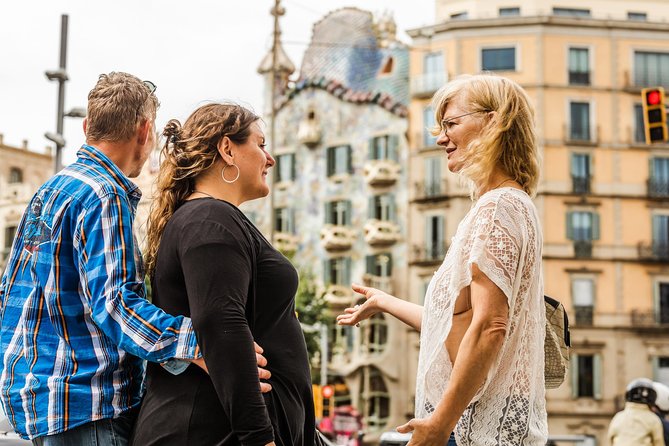 Barcelona Private Full-Day Custom Walking Tour - Common questions