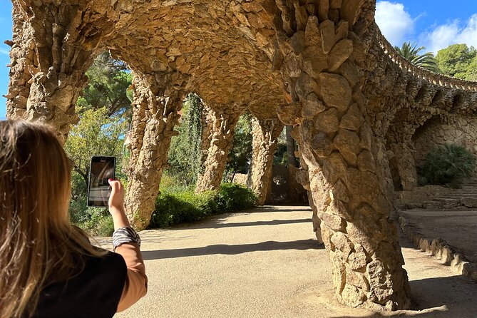 Barcelona Skip the Line Sagrada Familia & Parc Guell Private Tour - Common questions