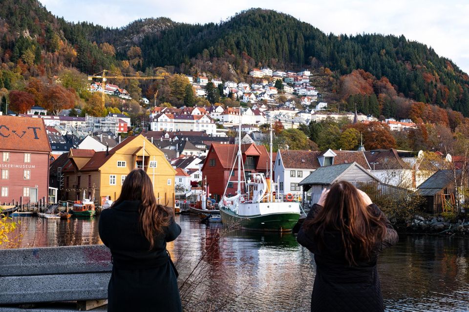 Bergen: Guided Minibus Tour With Photo Stops & Bryggen Tour - Testimonials