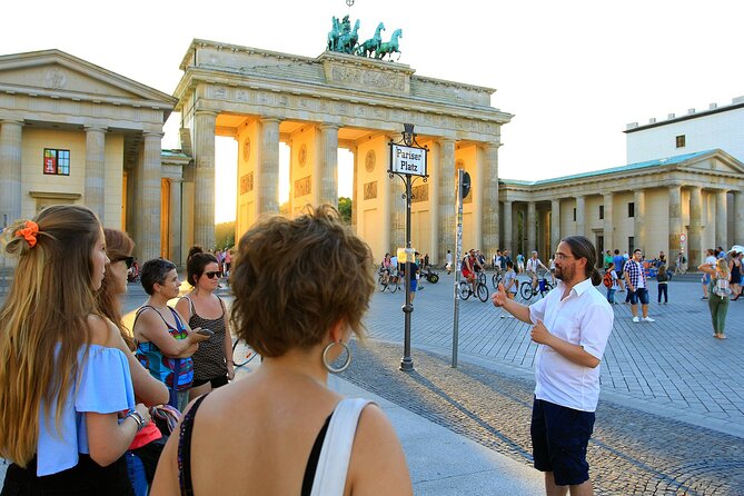 Berlin History Walking Tour With a French-Speaking Guide - Key Directions